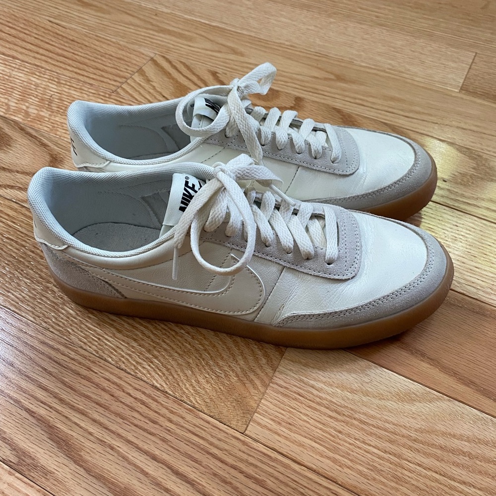 Nike Women's Sneakers - White and Tan